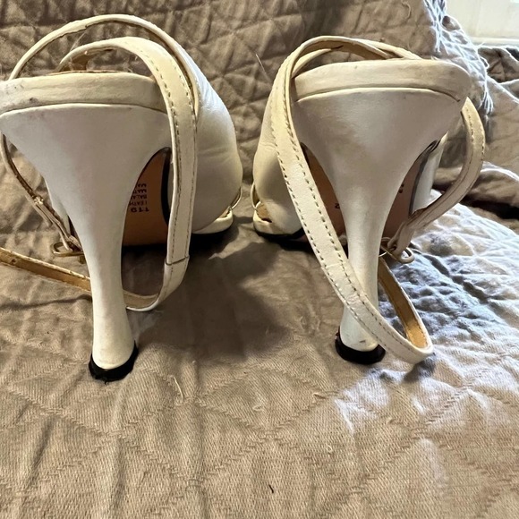5/ $25 Colin Stuart white square toe sandals 7 - Picture 6 of 9